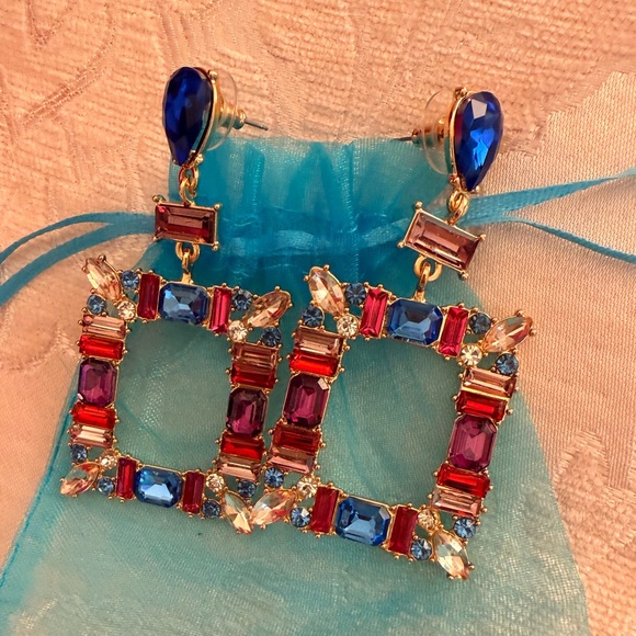 Elegant Blue and Red Gemstone Earrings - Picture 4 of 5